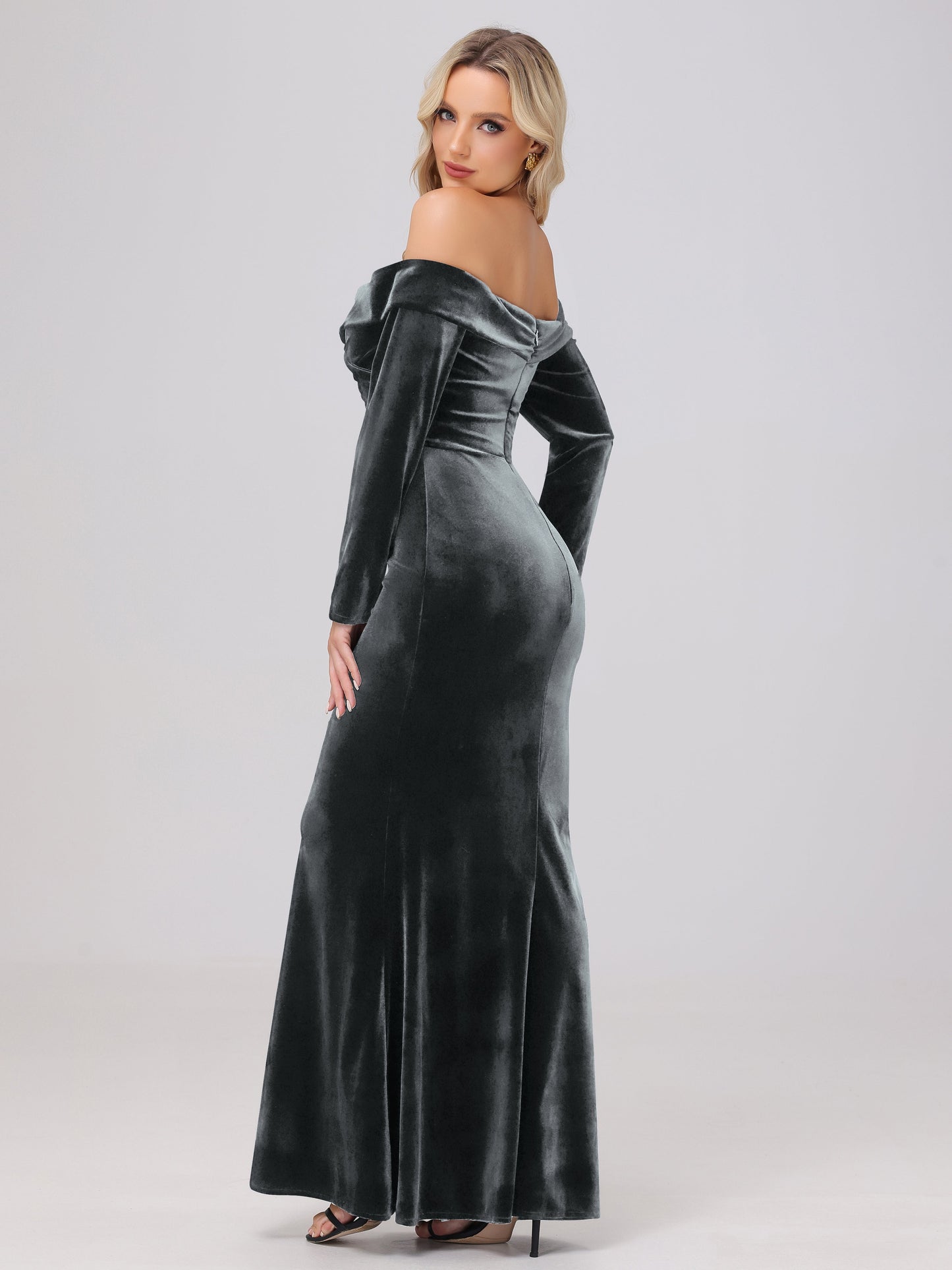 Off the Shoulder Sheath Long Sleeves Velvet Bridesmaid Dresses