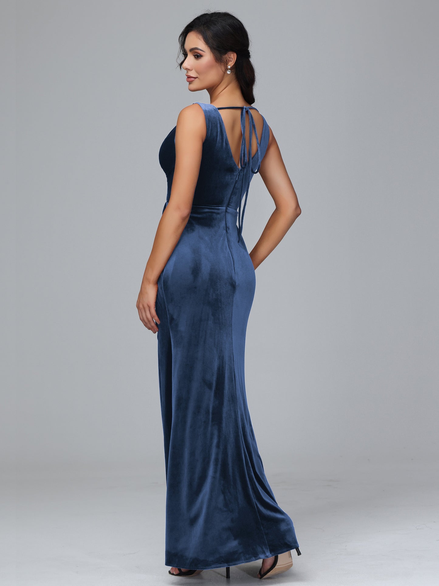 V Neck Velvet Plus Size Bridesmaid Dress With Slit