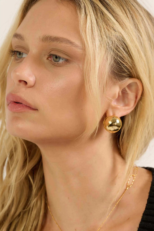 Cahuenga Sphere Huggie Earrings