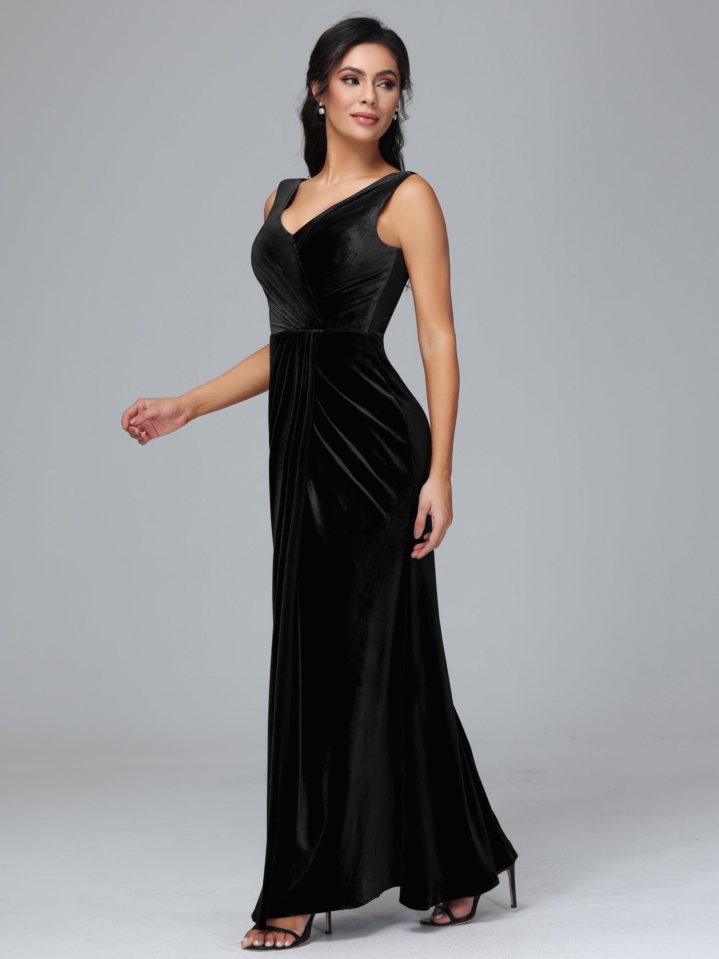 V Neck Velvet Plus Size Bridesmaid Dress With Slit