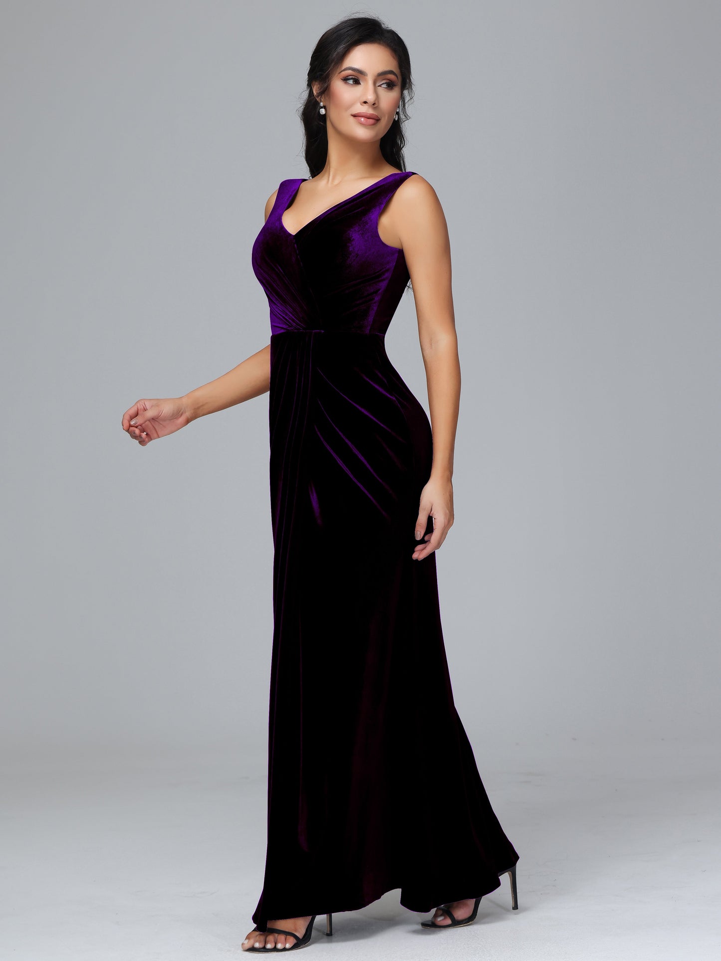 V Neck Velvet Plus Size Bridesmaid Dress With Slit