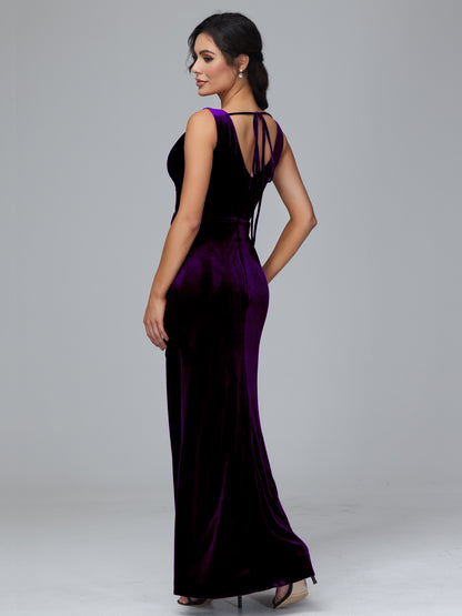 V Neck Velvet Plus Size Bridesmaid Dress With Slit