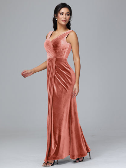 V Neck Velvet Plus Size Bridesmaid Dress With Slit