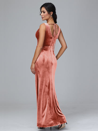 V Neck Velvet Plus Size Bridesmaid Dress With Slit