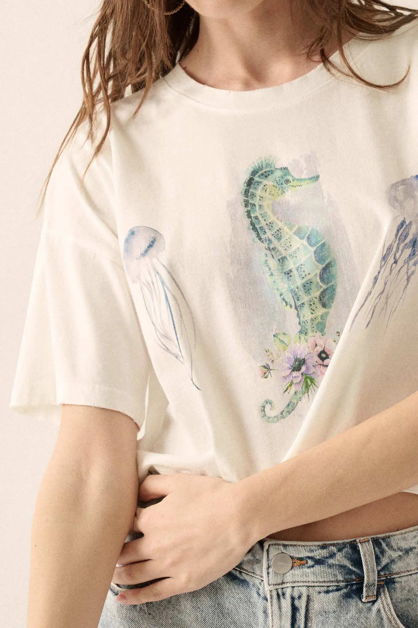Enchanted Cove Cropped Seahorse Graphic Tee