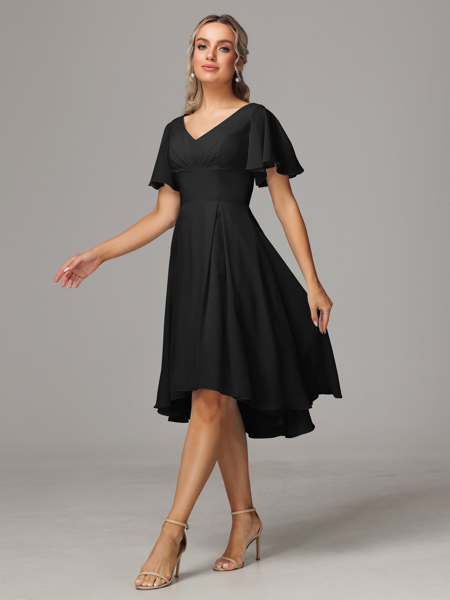 Short Sleeves V Neck Knee Length Chiffon Bridesmaid Dresses