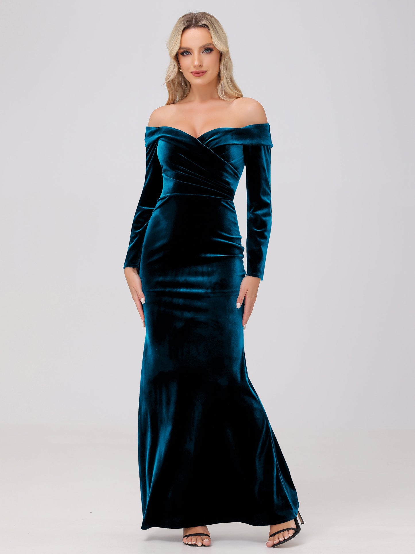 Off the Shoulder Sheath Long Sleeves Velvet Bridesmaid Dresses