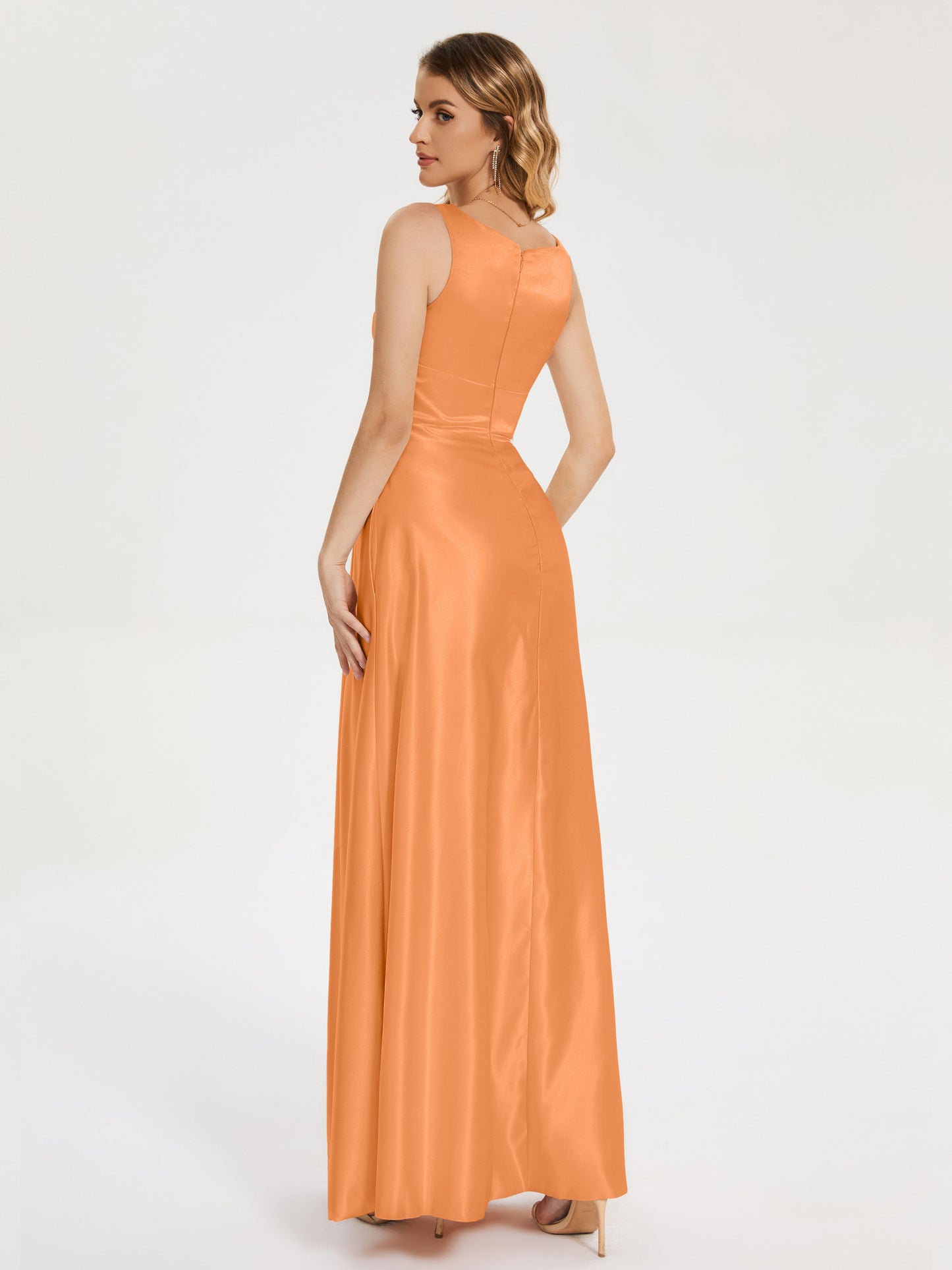 Lilliana Round Neck Long Satin Bridesmaid Dress
