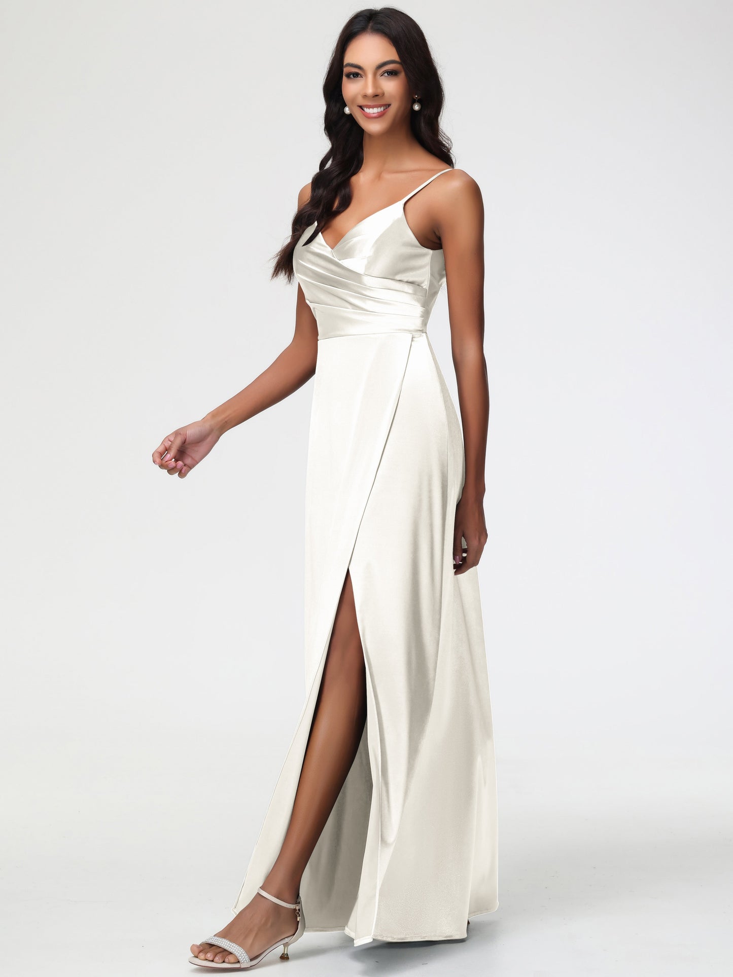 Ivory Colour Bridesmaid Dresses Spaghetti Straps Pleated Sleeveless V-Neck Long Stretch Satin Bridesmaid Dresses