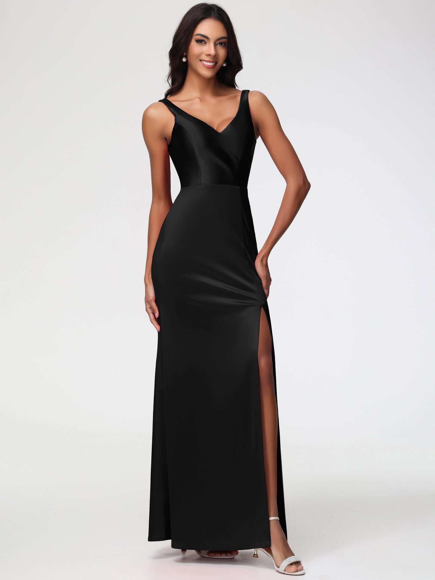 Black Long Bridesmaid Dresses Elegant Sleeveless Sheath/Column V-Neck Floor Length Stretch Satin Bridesmaid Dress