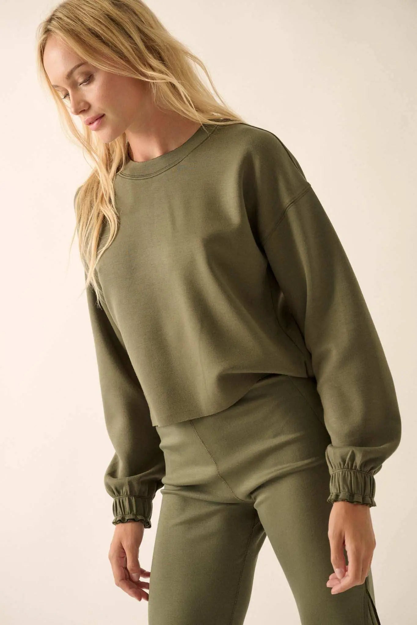 Premium Scuba Ruffle-Cuff Pullover Top