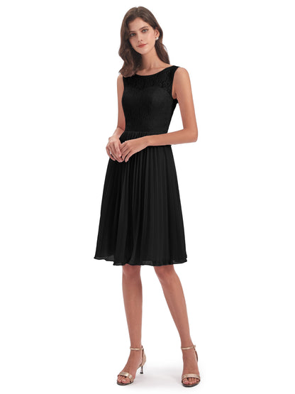 Eleanor Knee Length Scoop Sleeveless Lace Bridesmaid Dresses