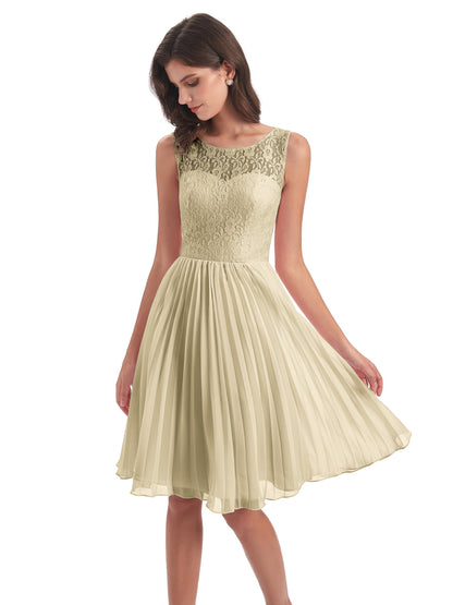 Eleanor Knee Length Scoop Sleeveless Lace Bridesmaid Dresses