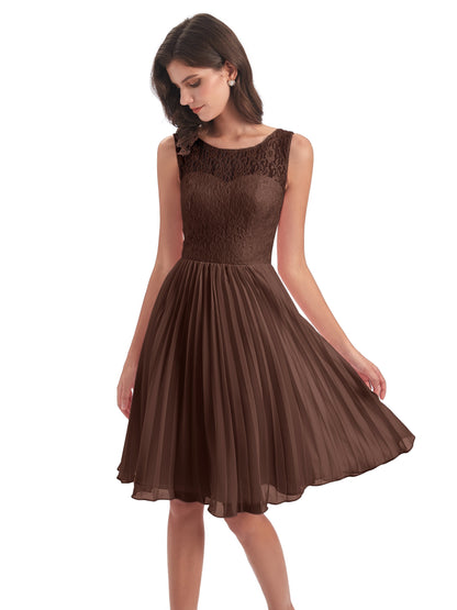 Eleanor Knee Length Scoop Sleeveless Lace Bridesmaid Dresses