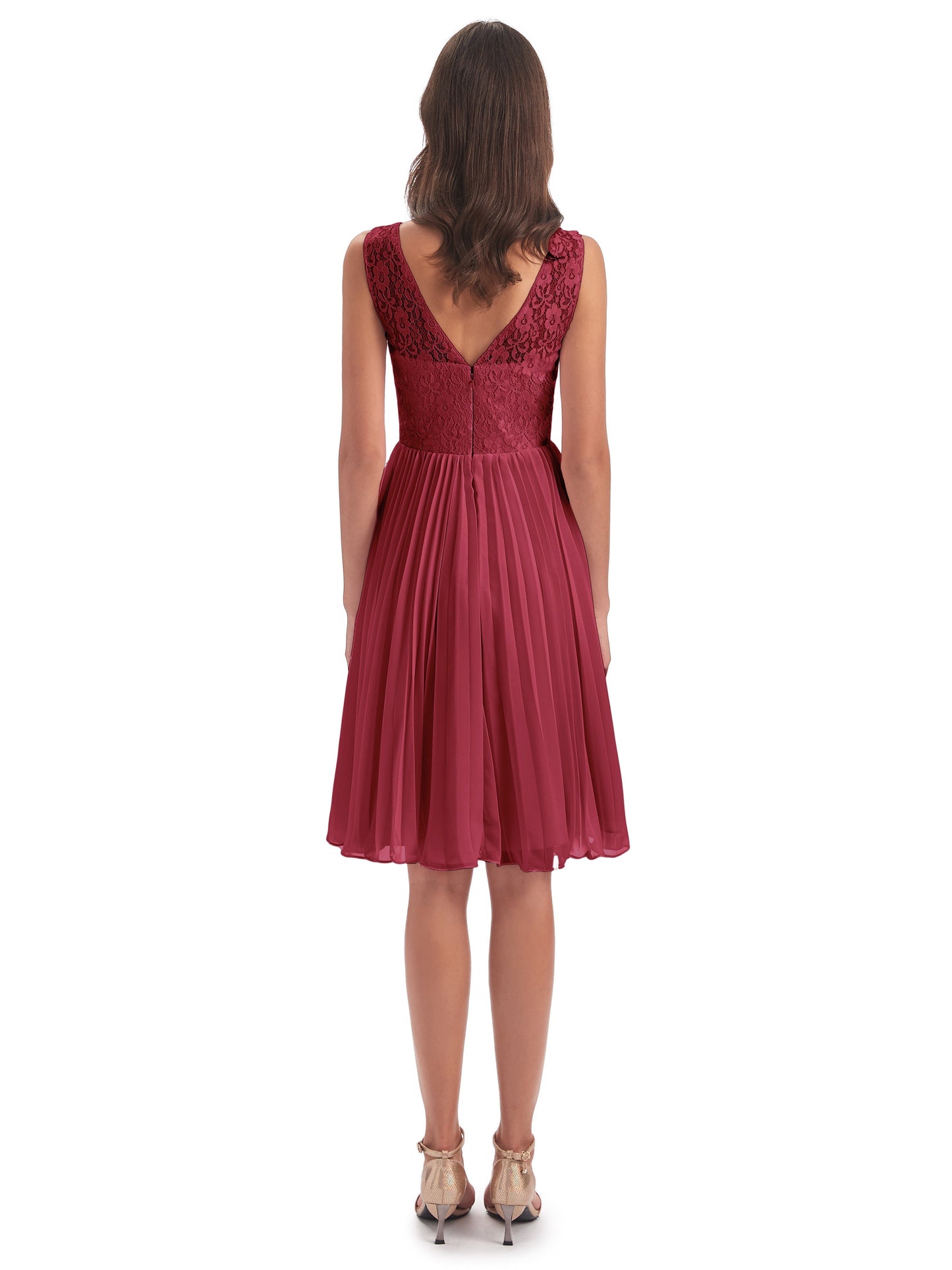 Eleanor Knee Length Scoop Sleeveless Lace Bridesmaid Dresses