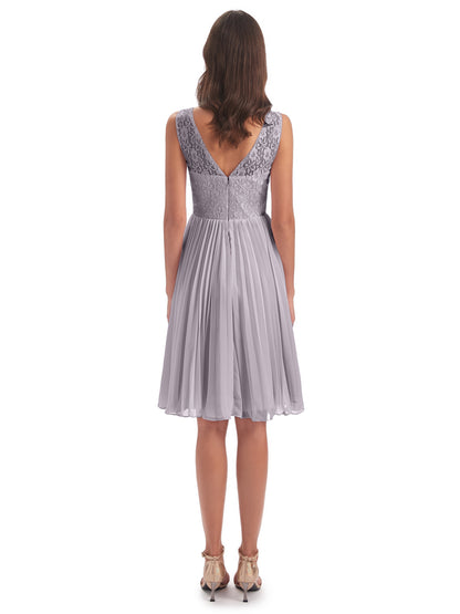 Eleanor Knee Length Scoop Sleeveless Lace Bridesmaid Dresses