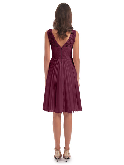 Eleanor Knee Length Scoop Sleeveless Lace Bridesmaid Dresses
