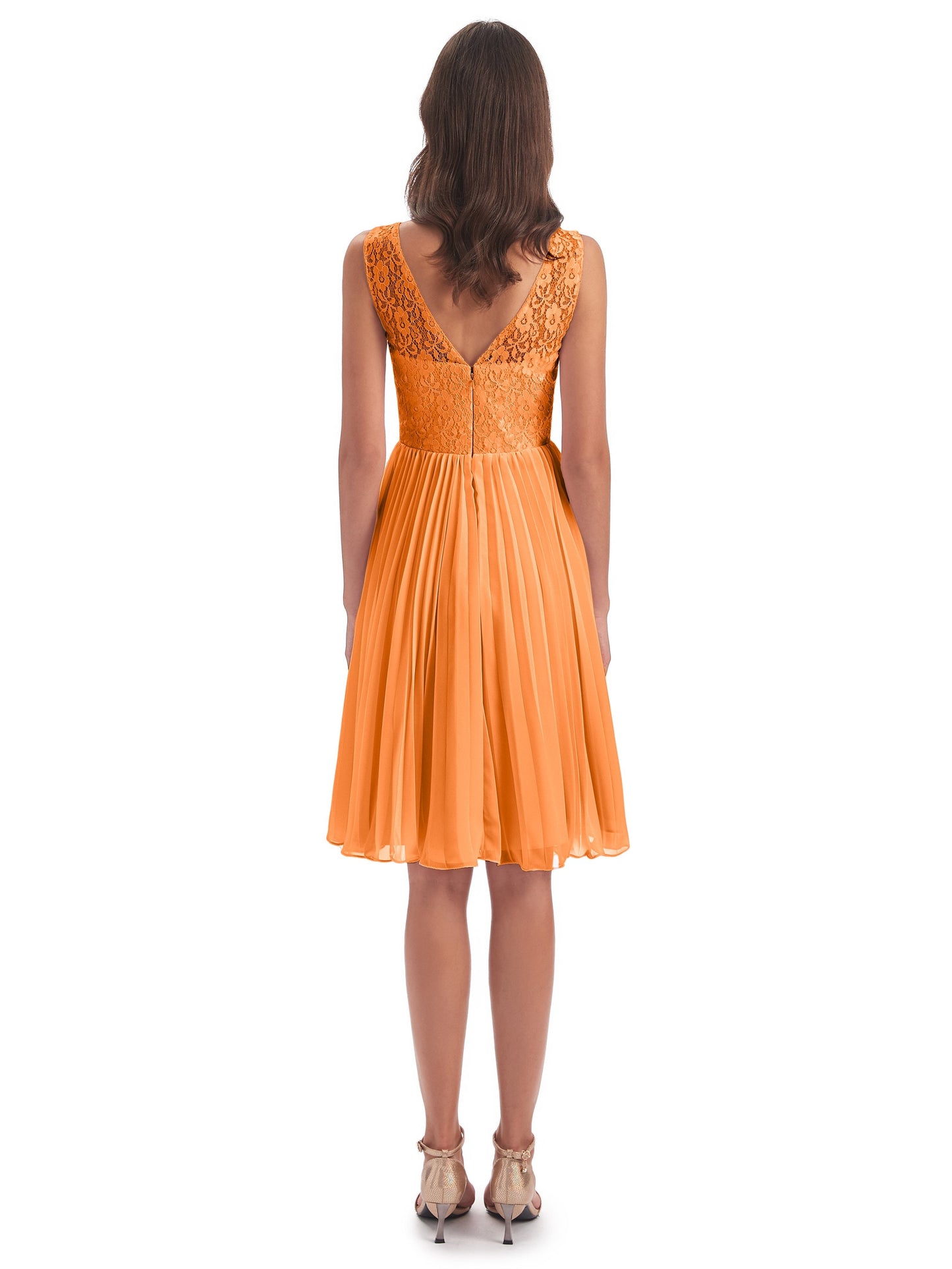 Eleanor Knee Length Scoop Sleeveless Lace Bridesmaid Dresses