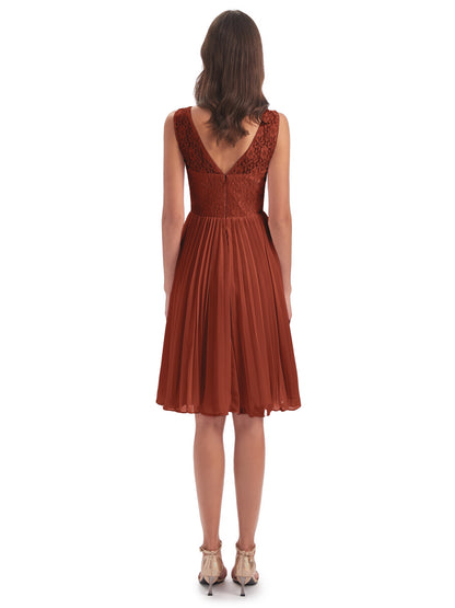 Eleanor Knee Length Scoop Sleeveless Lace Bridesmaid Dresses