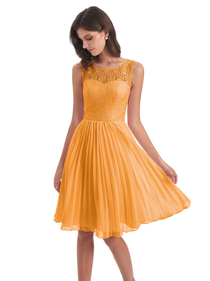 Eleanor Knee Length Scoop Sleeveless Lace Bridesmaid Dresses