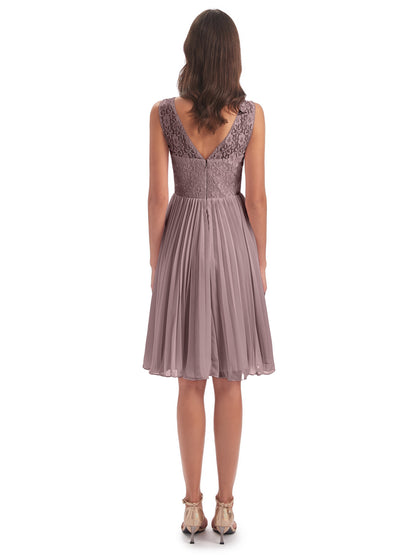 Eleanor Knee Length Scoop Sleeveless Lace Bridesmaid Dresses