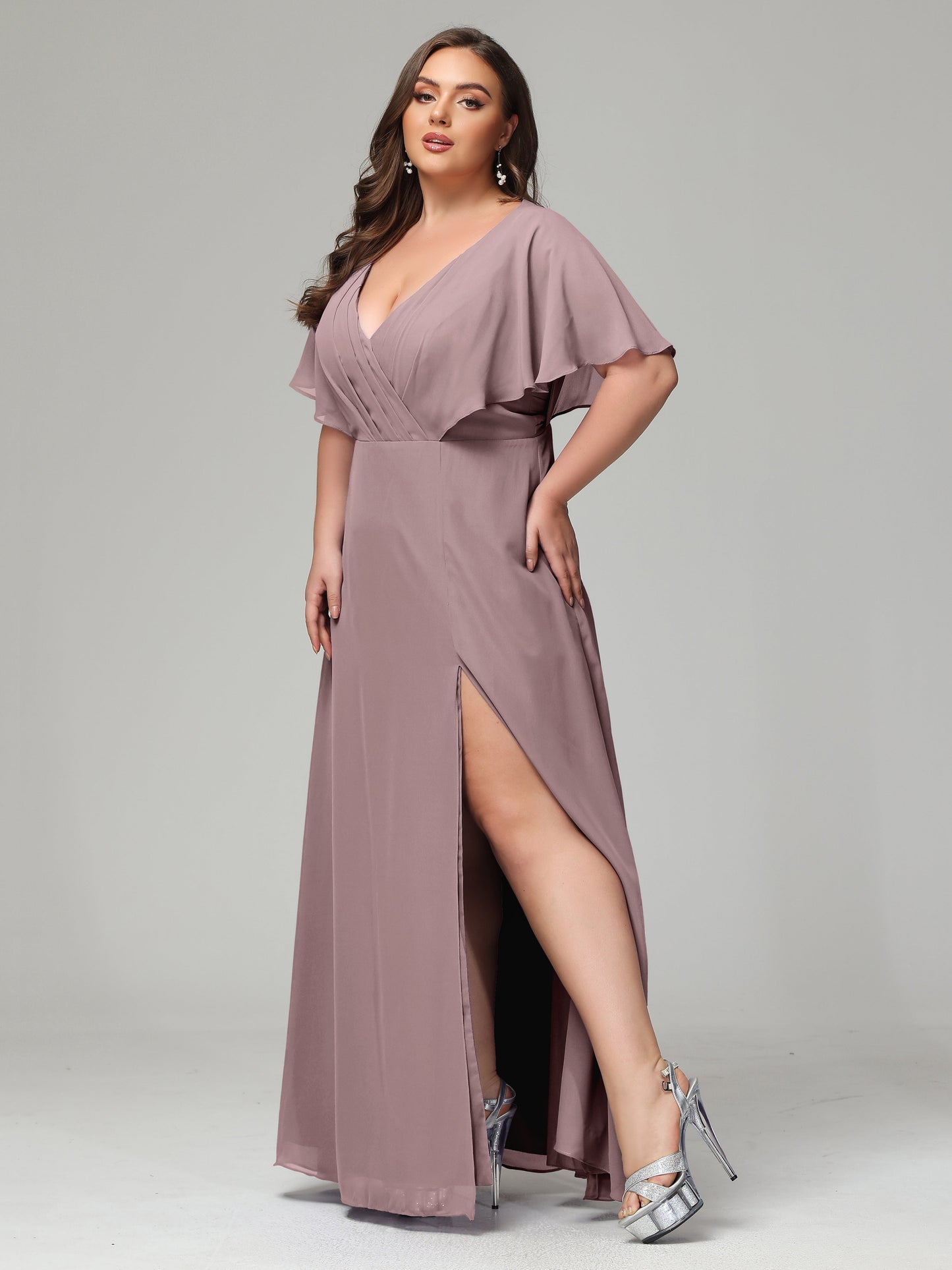 V-Neck Short Sleeves Plus Size Chiffon Bridesmaid Dresses
